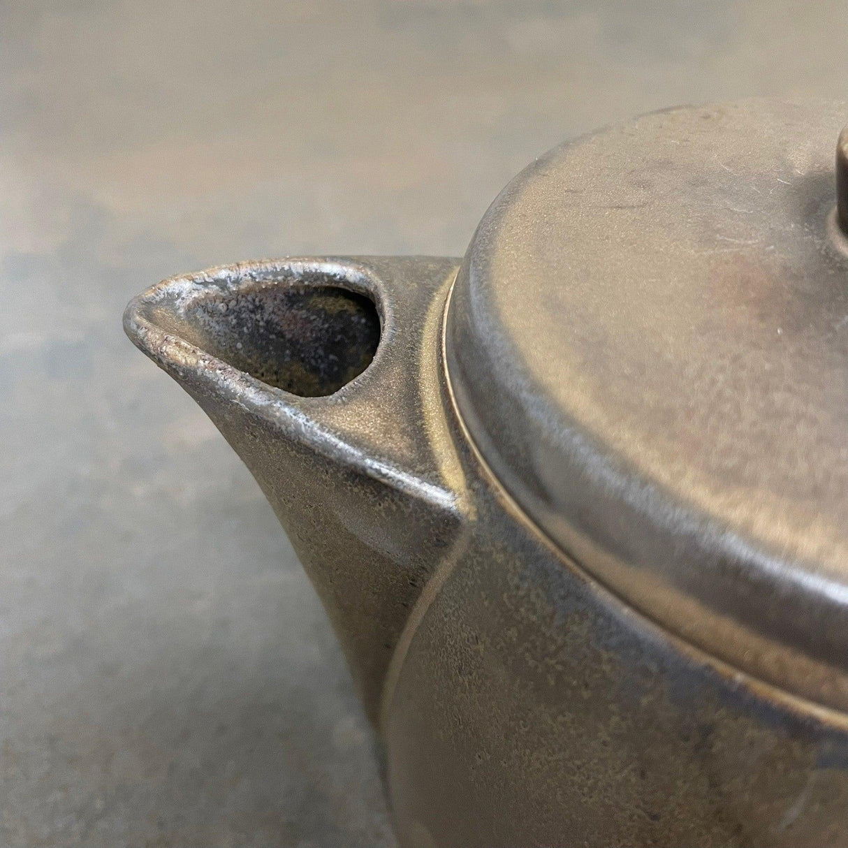 日本製 美濃燒 福字 復古 陶瓷茶壺|古銅色 420cc - 富士通販