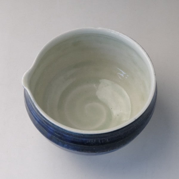 日本製 美濃燒 藍流釉片口抹茶碗 | 抹茶碗 手刷抹茶 抹茶拿鐵 釉色抹茶碗