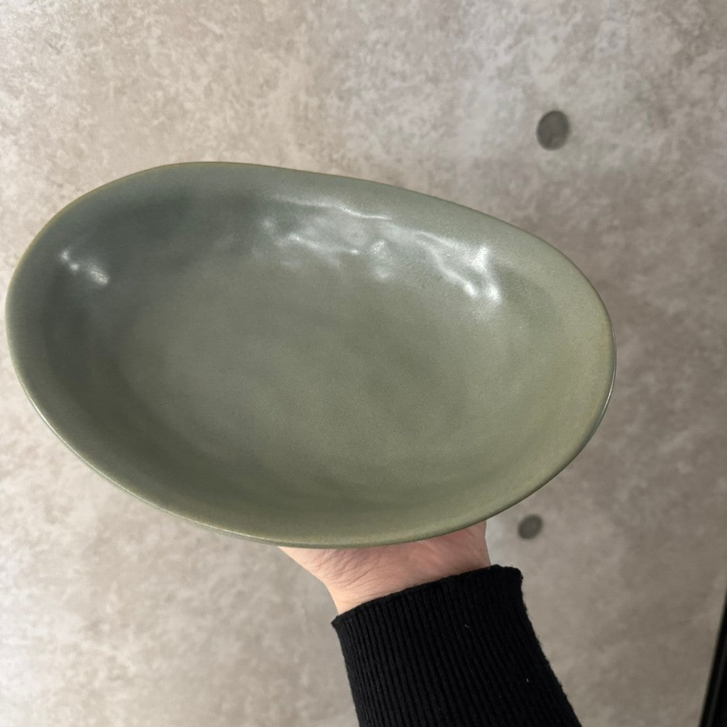 日本製 美濃燒 日系咖啡廳風 橢圓咖哩盤 24cm|陶瓷盤 沙拉盤 義大利麵盤
