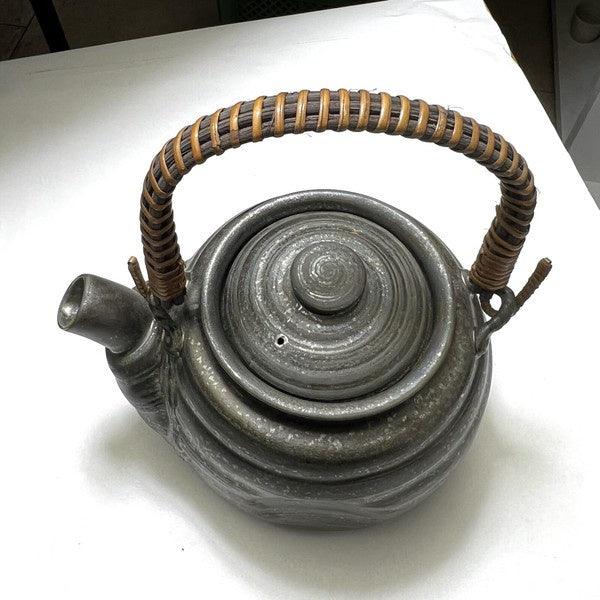 日本製 BLUT'S rokuro 六魯 黑鐵 陶瓷茶壺｜1800cc - 富士通販