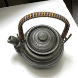 日本製 BLUT'S rokuro 六魯 黑鐵 陶瓷茶壺｜1800cc - 富士通販